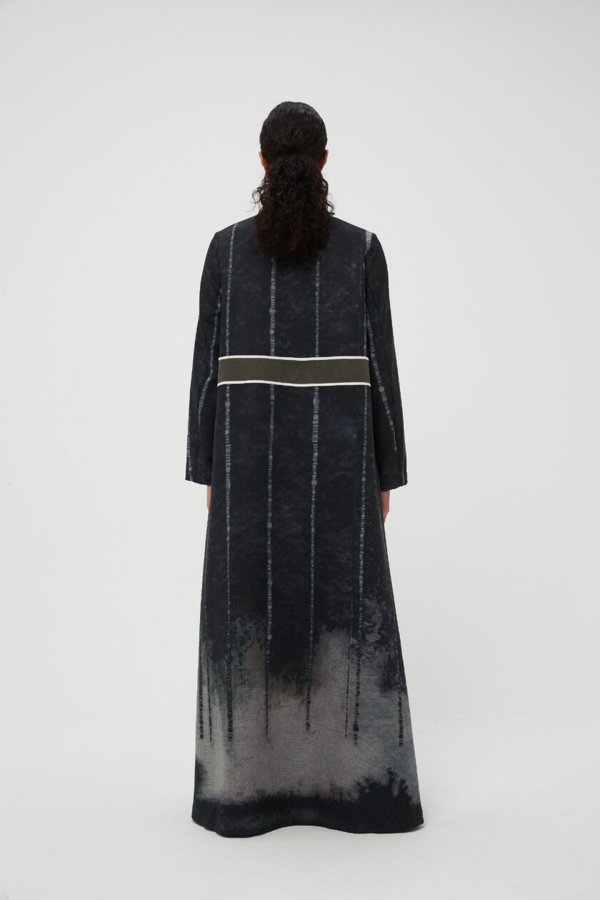 Belt-Like Abaya - Image 3