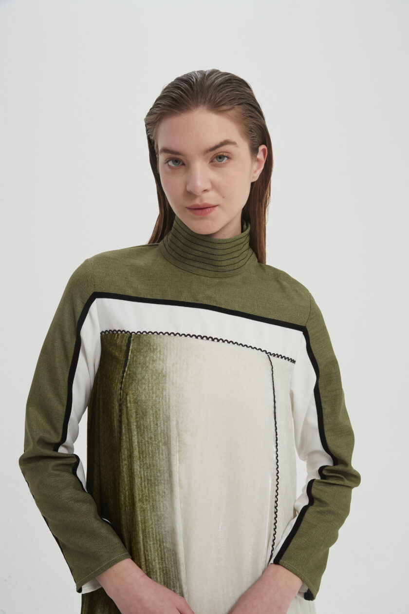 Velvet Highneck dress - Image 5